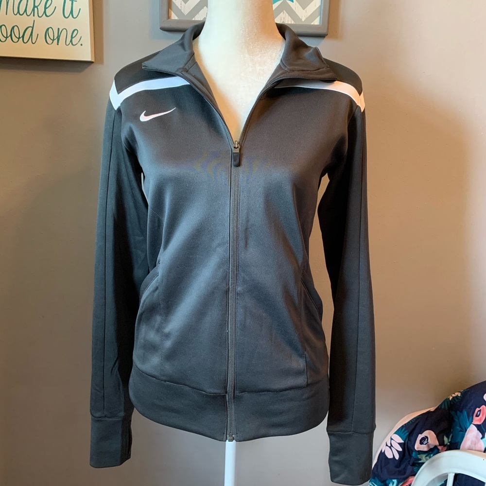 Nike zip up